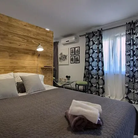 Zoya 2km Hotel Ližnjan